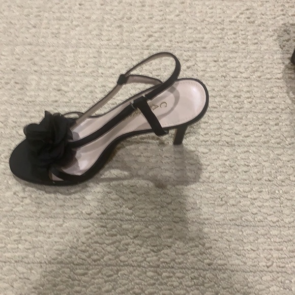 Caparros heals with flower 7 1/2 - Picture 4 of 8